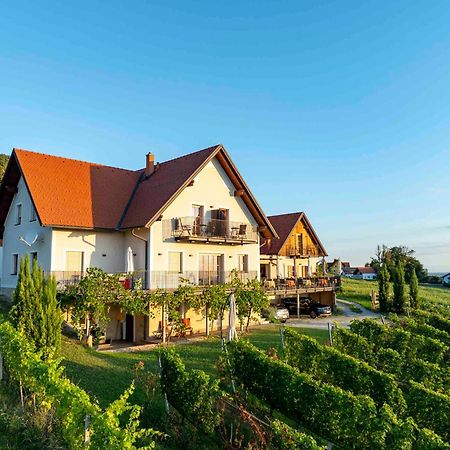 Winzerzimmer Scharl Sankt Anna am Aigen Esterno foto